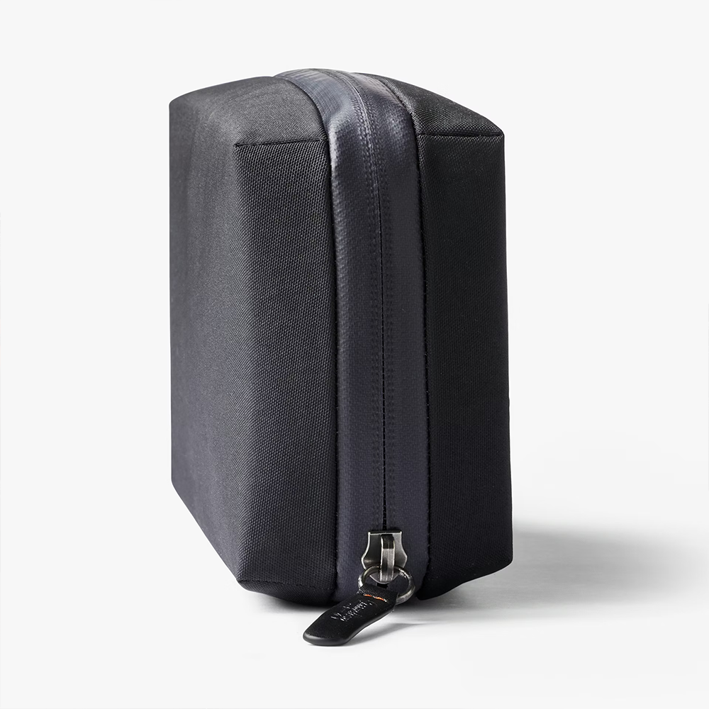 Tech Kit Carryology Essential Edition